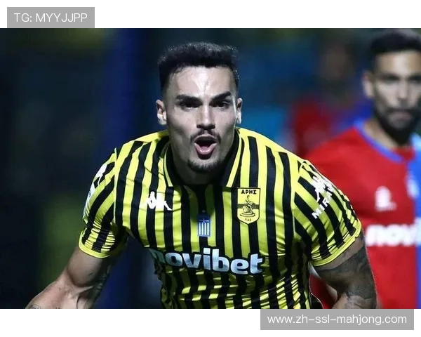 山东泰山官方宣布签下25岁葡萄牙籍中后卫佩德罗·阿尔瓦罗